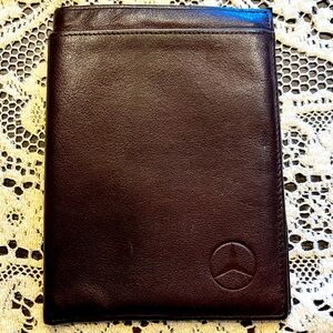 Buxton Passport Holder Mercedes Benz symbol